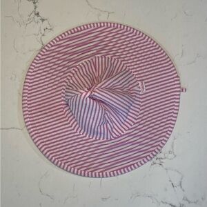 ✨3/$30✨ RuffleButts 12m/2T Striped Pink and White Sun Hat